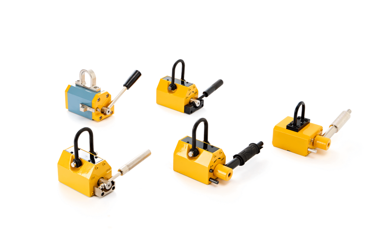 Permanent magnetic lifter